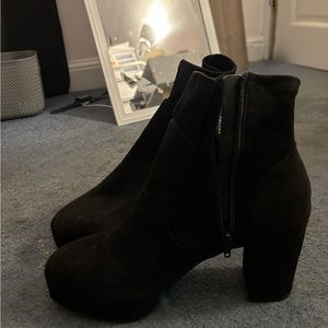 Women’s Boots
